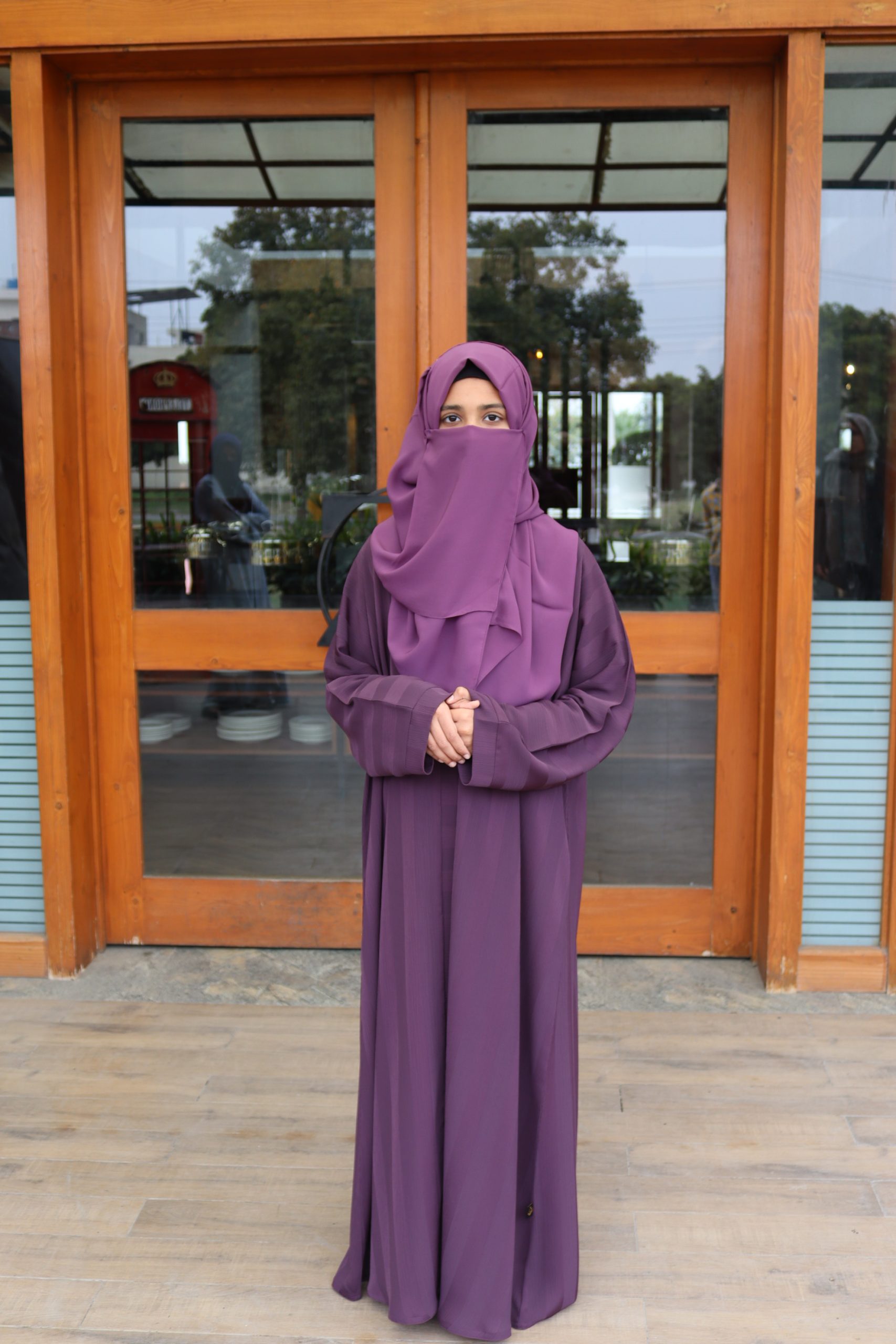 MUNEEBA’S 284-FL15